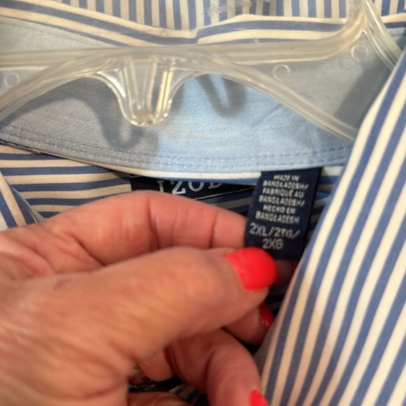 Men’s L/S Izod Button Down shirt. Punk logo. Size 2XL. Like new. Smoke free home - Picture 8 of 9